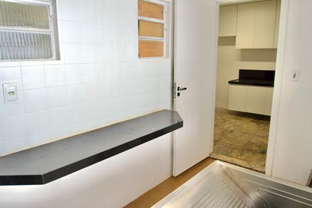 Casa à venda com 275m², 3 quartos e 2 vagasÁrea de Serviço