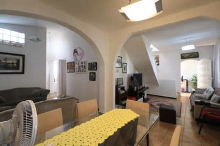 Casa à venda com 160m², 4 quartos e sem vagaSala