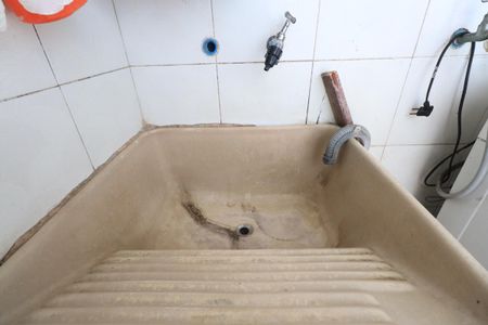 Casa à venda com 160m², 4 quartos e sem vagaÁrea de Serviço