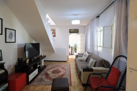 Casa à venda com 160m², 4 quartos e sem vagaSala