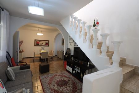 Sala de casa à venda com 4 quartos, 160m² em Vila Carrão, São Paulo