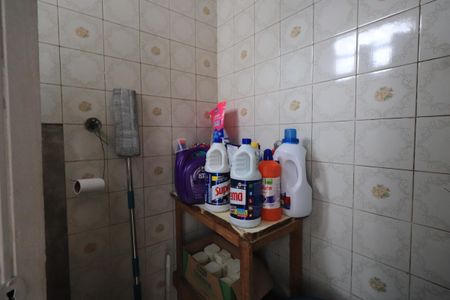 Casa à venda com 160m², 4 quartos e sem vagaBanheiro de serviço