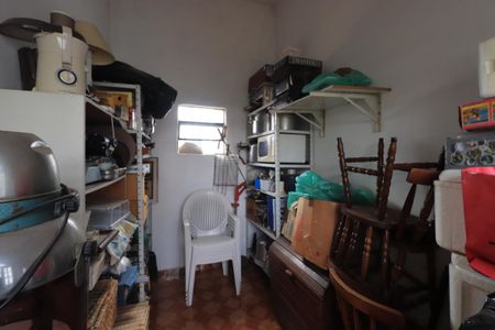 Casa à venda com 160m², 4 quartos e sem vagaEscritório
