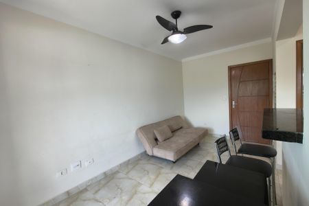 Sala  de apartamento para alugar com 1 quarto, 47m² em Vila Caiçara, Praia Grande