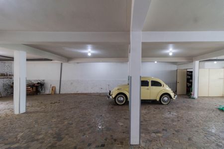 Casa para alugar com 407m², 3 quartos e 8 vagasGaragem