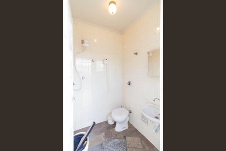 Casa para alugar com 407m², 3 quartos e 8 vagasBanheiro de serviço