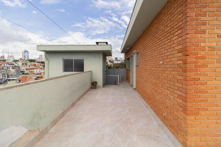 Casa para alugar com 407m², 3 quartos e 8 vagasQuintal