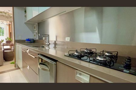 Apartamento à venda com 86m², 2 quartos e 1 vagaCozinha