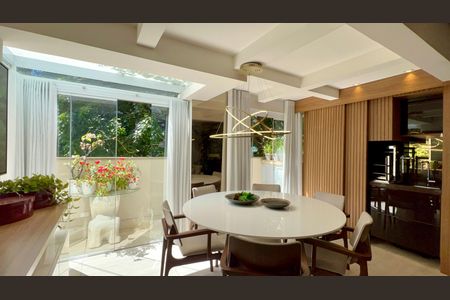 Apartamento à venda com 86m², 2 quartos e 1 vagaSala