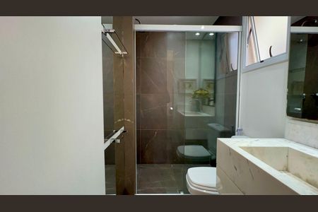 Apartamento à venda com 86m², 2 quartos e 1 vagaBanheiro da Suíte 2