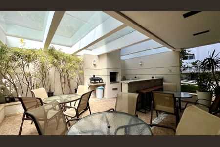 Apartamento à venda com 86m², 2 quartos e 1 vagaChurrasqueira