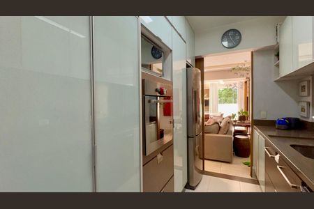 Apartamento à venda com 86m², 2 quartos e 1 vagaCozinha