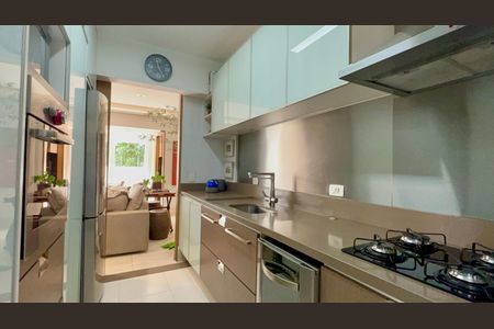 Apartamento à venda com 86m², 2 quartos e 1 vagaCozinha