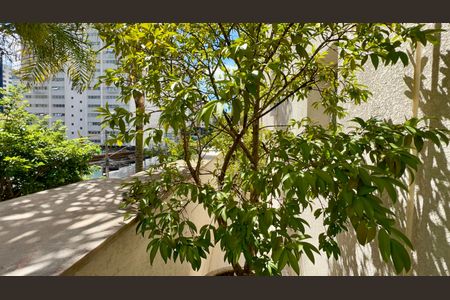 Apartamento à venda com 86m², 2 quartos e 1 vagaVaranda da suite 2