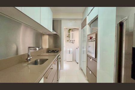 Apartamento à venda com 86m², 2 quartos e 1 vagaCozinha