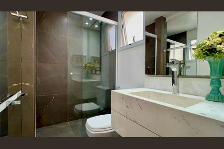 Apartamento à venda com 86m², 2 quartos e 1 vagaBanheiro da Suíte 2