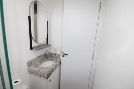 Apartamento para alugar com 59m², 2 quartos e sem vagaBanheiro