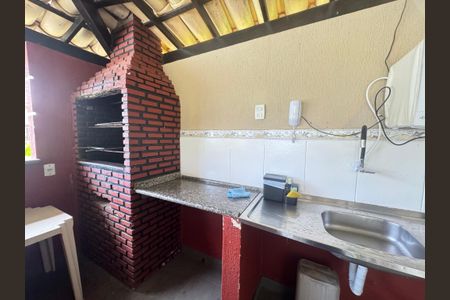 Casa de condomínio para alugar com 120m², 3 quartos e 1 vaga