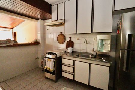 Casa de condomínio para alugar com 120m², 3 quartos e 1 vaga Casa de condomínio para alugar com 120m², 3 quartos e 1 vagaCozinha