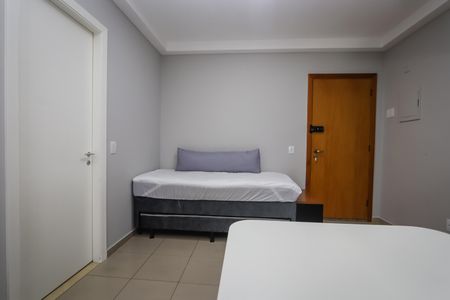Studio à venda com 38m², 1 quarto e 1 vaga Studio à venda com 38m², 1 quarto e 1 vagaSala