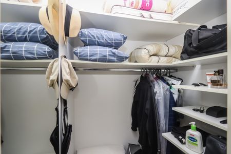 Studio à venda com 38m², 1 quarto e 1 vaga Studio à venda com 38m², 1 quarto e 1 vagaCloset