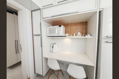 Apartamento para alugar com 58m², 2 quartos e 1 vaga Apartamento para alugar com 58m², 2 quartos e 1 vagaCozinha