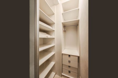 Apartamento para alugar com 58m², 2 quartos e 1 vaga Apartamento para alugar com 58m², 2 quartos e 1 vagaQuarto 2