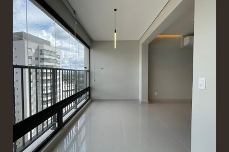 Apartamento para alugar com 84m², 2 quartos e 2 vagasVaranda