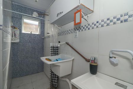 Casa à venda com 128m², 5 quartos e 1 vagaBanheiro
