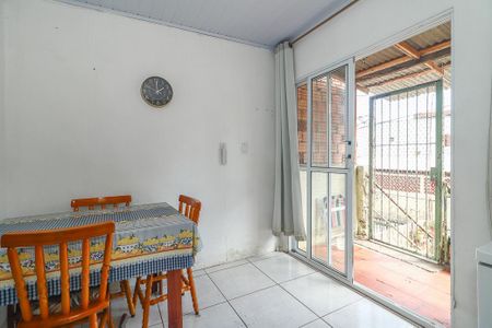 Casa à venda com 128m², 5 quartos e 1 vagaSala