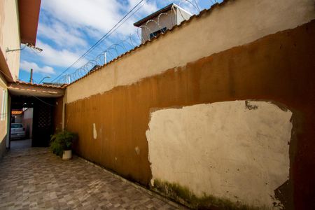 Casa à venda com 192m², 2 quartos e 6 vagasQuintal