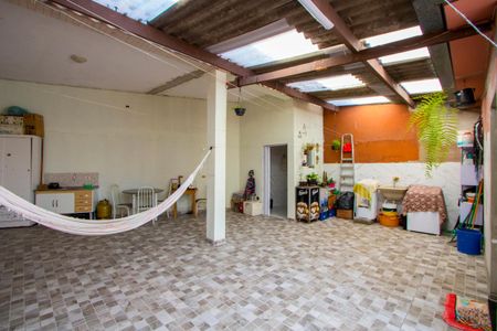 Casa à venda com 192m², 2 quartos e 6 vagasÁrea de serviço