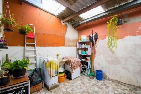 Casa à venda com 192m², 2 quartos e 6 vagasÁrea de serviço