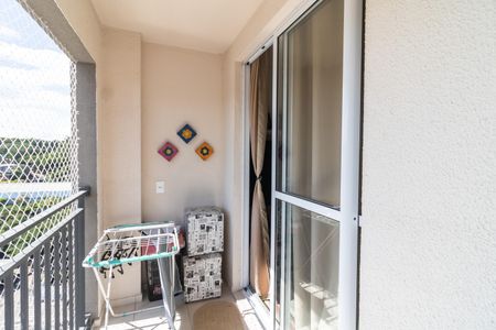 Apartamento à venda com 60m², 3 quartos e 1 vagaVARANDA E ÁREA DE SERVIÇO