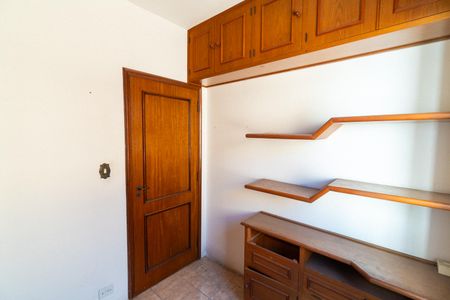 Casa à venda com 94m², 3 quartos e 2 vagasQuarto 3