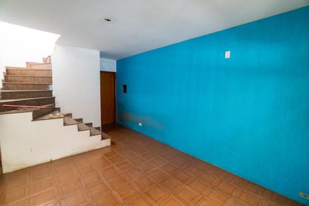 Casa à venda com 94m², 3 quartos e 2 vagasSala