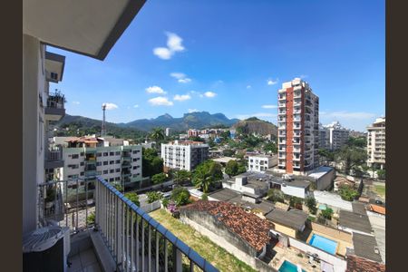 Apartamento à venda com 75m², 3 quartos e 1 vaga