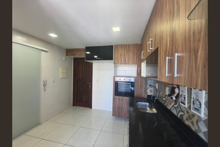 Apartamento à venda com 75m², 3 quartos e 1 vaga