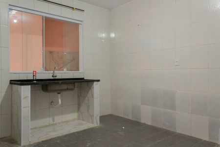 Casa para alugar com 60m², 2 quartos e sem vaga Casa para alugar com 60m², 2 quartos e sem vagaCozinha