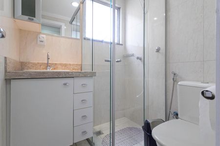 Apartamento para alugar com 116m², 2 quartos e 2 vagas Apartamento para alugar com 116m², 2 quartos e 2 vagasBanheiro social