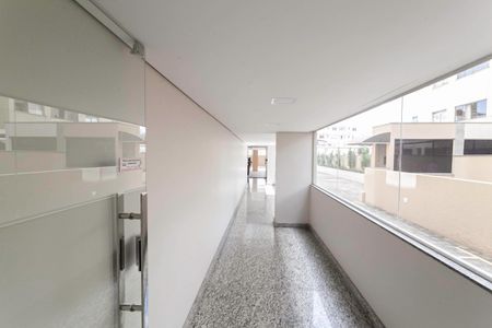 Apartamento para alugar com 116m², 2 quartos e 2 vagas Apartamento para alugar com 116m², 2 quartos e 2 vagasHall social