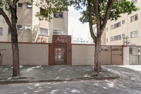 Apartamento para alugar com 116m², 2 quartos e 2 vagas Apartamento para alugar com 116m², 2 quartos e 2 vagasFachada