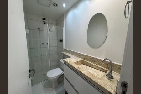 Banheiro de apartamento à venda com 1 quarto, 35m² em Jaguaribe, Osasco