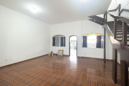Sala de casa para alugar com 3 quartos, 265m² em Campo Grande, Rio de Janeiro