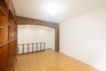Casa para alugar com 265m², 3 quartos e 3 vagasEscritório