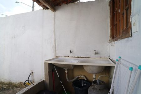 Casa para alugar com 40m², 1 quarto e 1 vagaÁrea de Serviço