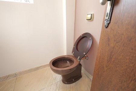 Apartamento à venda com 243m², 5 quartos e 4 vagasBanheiro 1