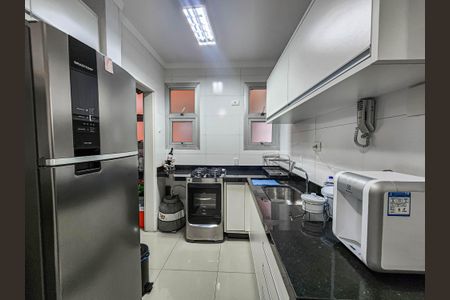 Apartamento para alugar com 86m², 2 quartos e 1 vaga Apartamento para alugar com 86m², 2 quartos e 1 vagaCozinha