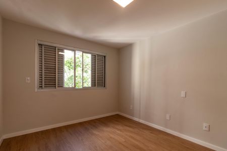 Apartamento à venda com 127m², 3 quartos e 1 vagaQuarto 2