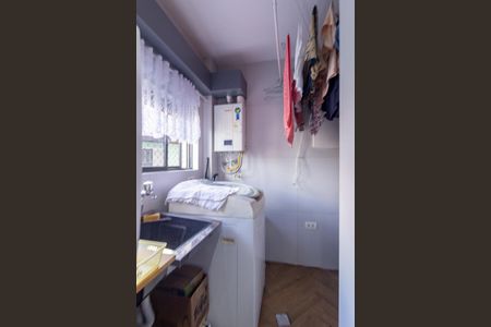 Apartamento para alugar com 70m², 2 quartos e 1 vaga Apartamento para alugar com 70m², 2 quartos e 1 vagaCozinha e Área de Serviço